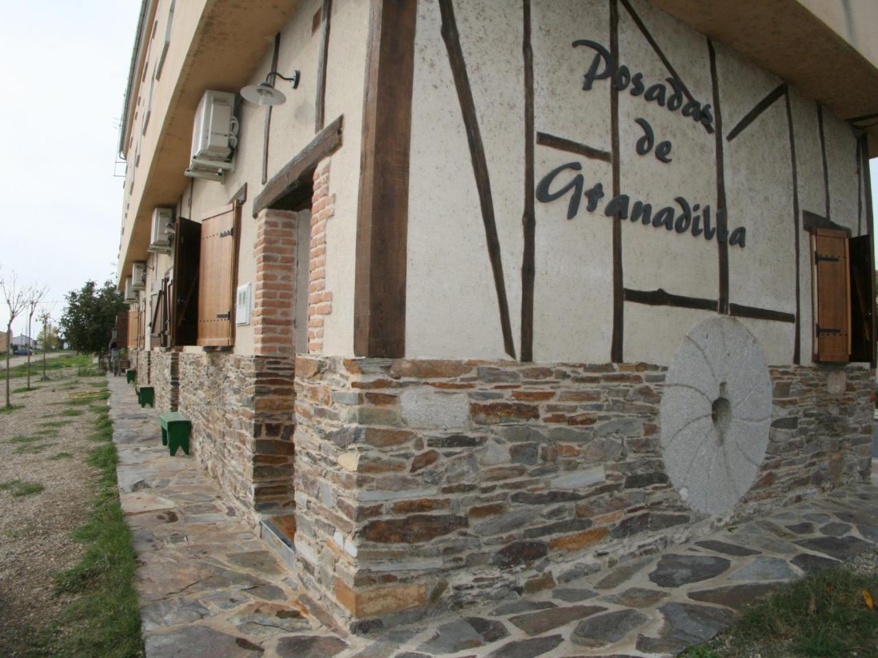 Apartamentos Posadas De Granadilla サルサ・デ・グラナディージャ エクステリア 写真